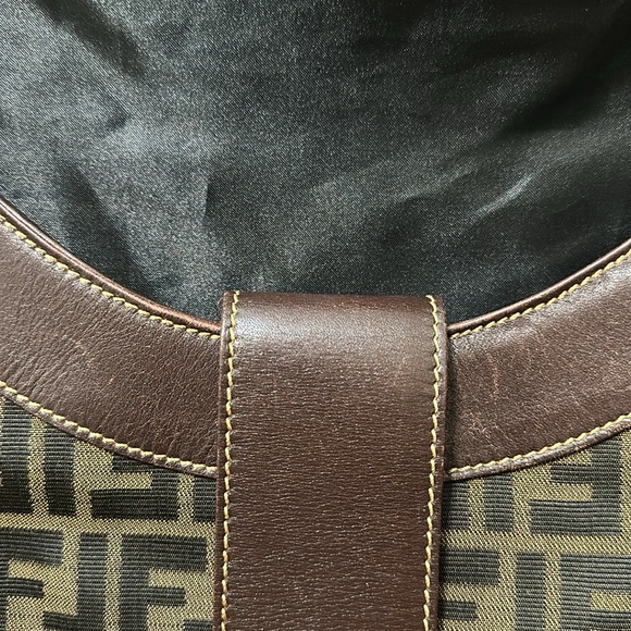 Purse - Picture 3 of 11